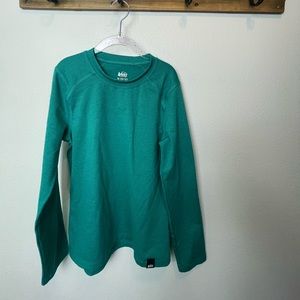 Youth (10-12) REI long sleeve Athletic shirt